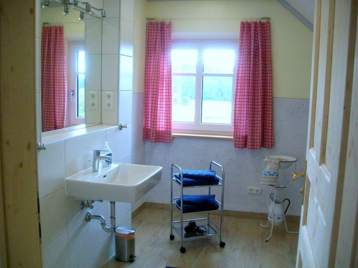 Ferienhaus Hoellbachtal أنسباخ المظهر الخارجي الصورة